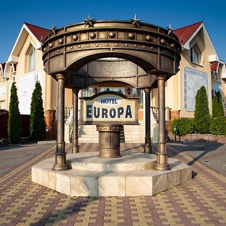 Europe Hotell Uzjhorod Exteriör bild